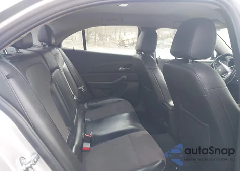 2015 Chevrolet Malibu 2Lt из США, поврежденный, VIN 1G11D5SL9FF291593